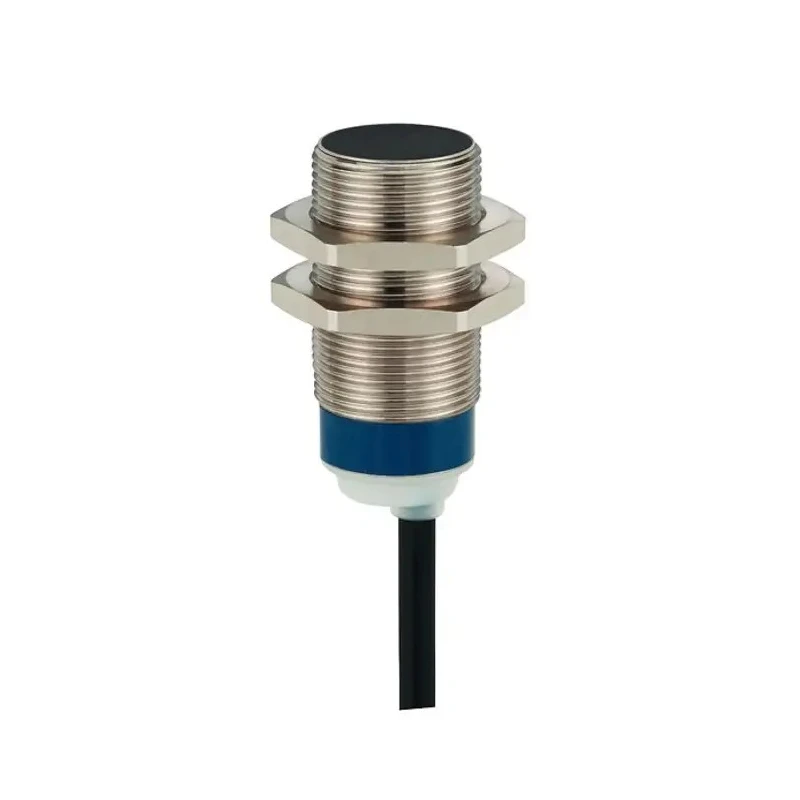 Telemecanique Sensors Threaded Barrel Inductive Proximity Sensor M18 x 1 2-Wire 8 mm Detection 264 V AC/DC XS618B1MAL2