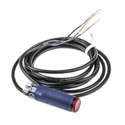 Telemecanique Sensors Through Beam Photoelectric Sensor, Barrel Style, 120 mm to 15 m Detection Range, PNP XUB0APSNL2