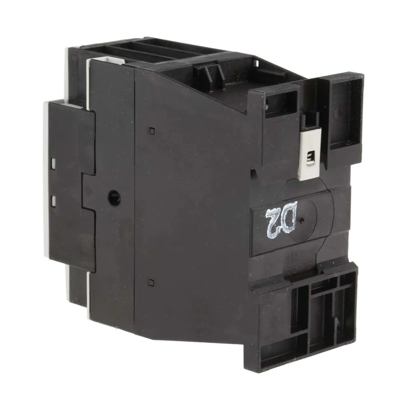 Eaton DILM Contactor, 230V AC Coil, 3-Pole, 17 A, 7.5 kW Power Rating, 3 NO Contacts 277004 DILM17-10(230V50HZ,240V60HZ)