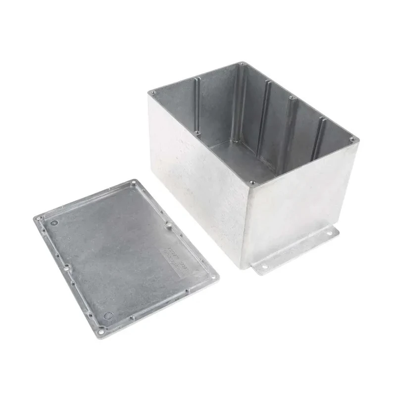 RS PRO Flanged Silver Lid Die Cast Aluminium Enclosure 105.4 mm x 201.7 mm x 121.2 mm 517-3793