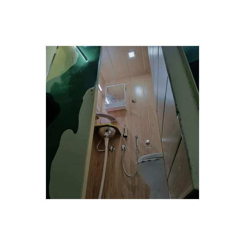  luxury-mobile-toilet-van-29801-1