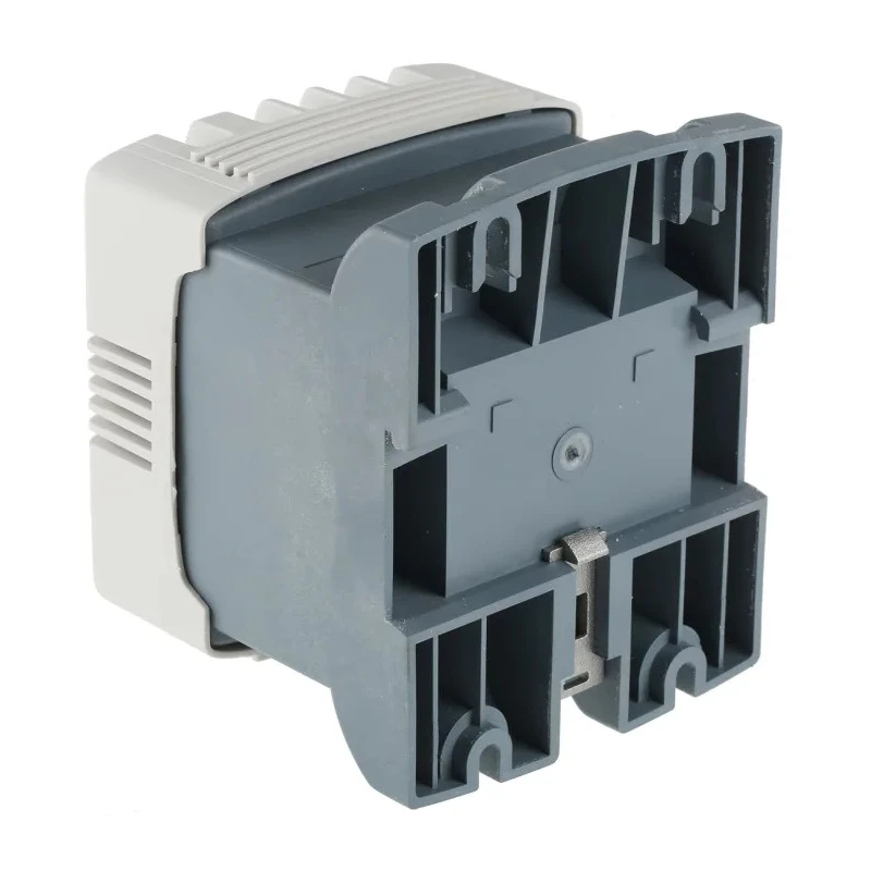 Legrand 100 VA DIN Rail Transformer with 230 to 400 V Primary Voltage, Screw and DIN Rail Mount 0 442 33