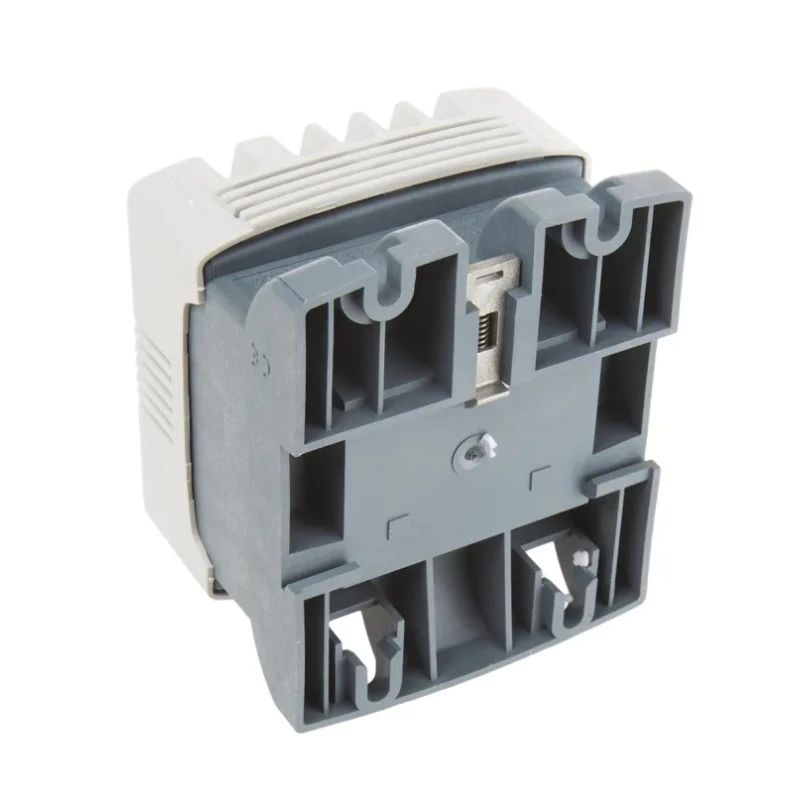 Legrand 40 VA DIN Rail Transformer, 230 to 400 V ac Primary, 230 V Secondary, DIN Rail Mount, 113x94x78 mm, 1.2 kg 0 442 61