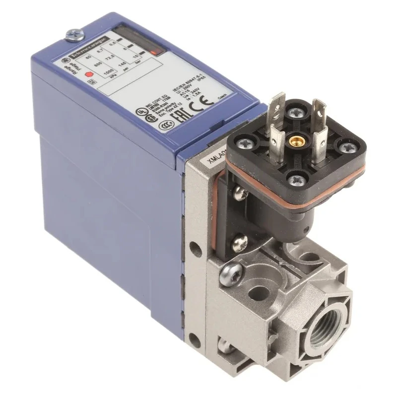Telemecanique Sensors XMLA Series Precision Differential Pressure Sensor 0.6 to 10 bar Relay Output XMLA010A2C11