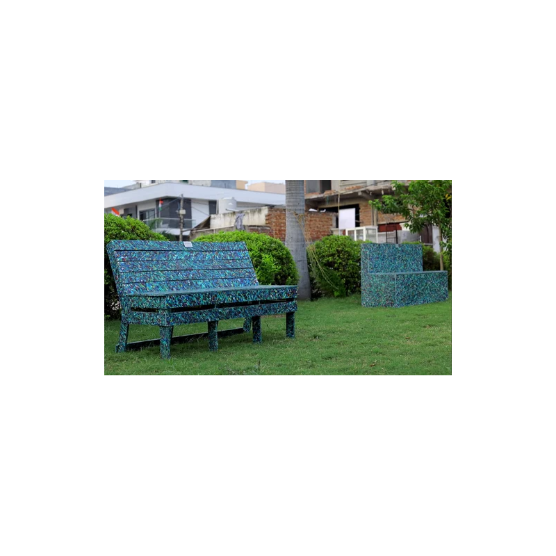 outdoor-bench-made-from-waste-plastic-26312