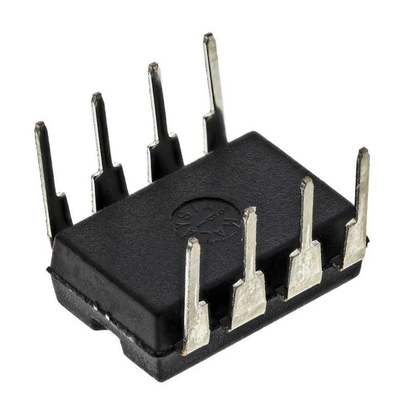 Texas Instruments 8-Pin PDIP Current Mode PWM Controller, 500 kHz, 125V, Through Hole UC3845N
