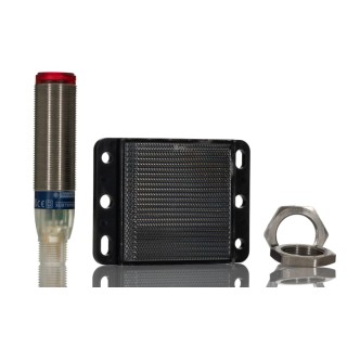 Telemecanique Sensors Polarised Retroreflective Barrel Photoelectric Sensor 24V DC 100mA IP69K Stainless Steel XUBTSPSNM12