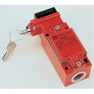 Telemecanique Sensors ATEX Safety Interlock Switch with Keyed Actuator Zinc Alloy Housing XCSC702EX