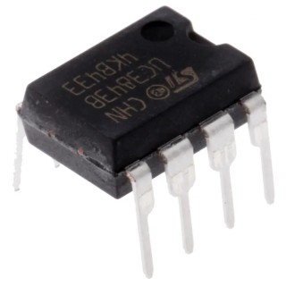STMicroelectronics 8-Pin PDIP 5-Channel Current Mode PWM Controller 500 kHz 30V UC3843BN