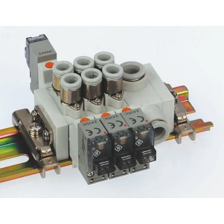 SMC Pneumatic Solenoid Valve, Spool 5 Port, Base Body Ported, 24V DC, 0.7 MPa SY5000