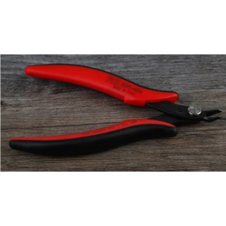 RS PRO Flush Cable Cutter Steel Jaw, Bi-Metal Handle, Plastic Grip, 133mm Length 606-484