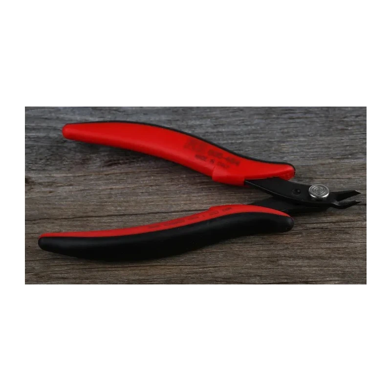 RS PRO Flush Cable Cutter Steel Jaw, Bi-Metal Handle, Plastic Grip, 133mm Length 606-484