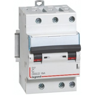 Legrand DX DX3 Miniature Circuit Breaker, 3-Pole, 16A, Type C, 400V AC, 10 kA Breaking Capacity 4 078 29