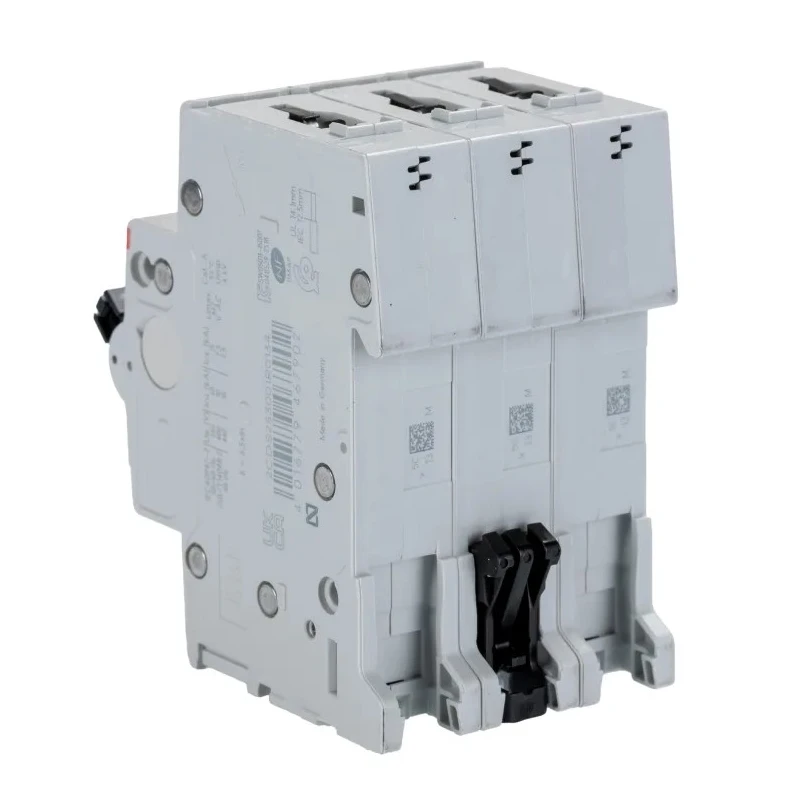 ABB System Pro M Compact S200 Miniature Circuit Breaker, 3-Pole, 13A, Type C, 400V AC, 10kA 2CDS253001R0134 S203-C13