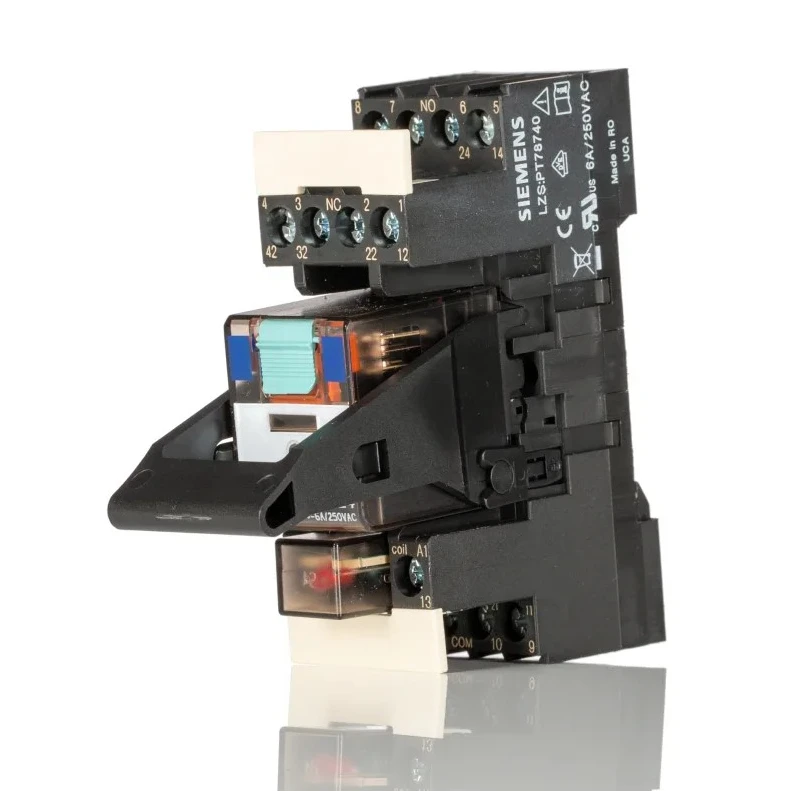 Siemens LZS Series Coupling Relay Plug-in 24V DC Coil 4PDT LZS:PT5A5L24