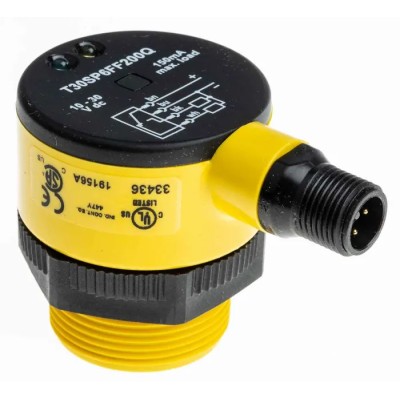 Banner Diffuse Photoelectric Sensor Barrel Sensor 200 mm Detection Range PNP Output IP69K Protection T30SP6FF200Q