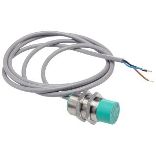 Pepperl + Fuchs Threaded Barrel Capacitive Proximity Sensor M30 x 1.5, 15 mm Detection PNP 200mA 60V CCN15-30GS60-E2-RSC