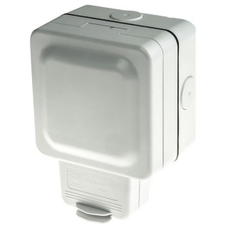MK Electric 13A White 1 Gang Plug Socket Outdoor Surface Mounted Type G British IP66 K56486WHI