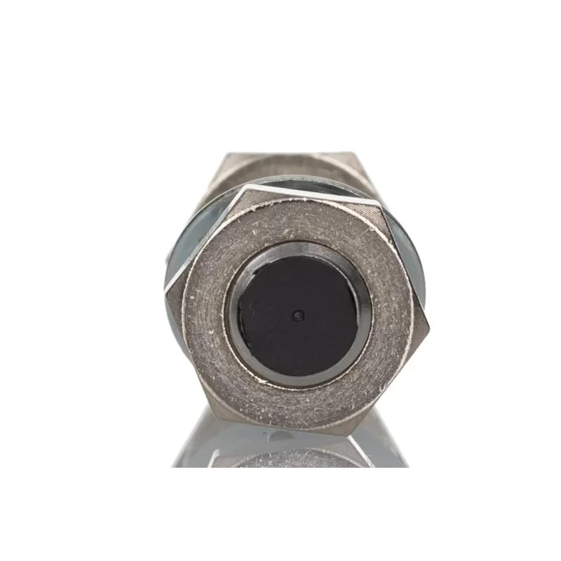 Omron Threaded Barrel Inductive Proximity Sensor M8 PNP 3V 2mm Detection 200mA E2B-S08KS02-MC-B1