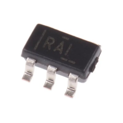 Texas Instruments Low Power Comparator Push Pull Output, 2.9 ns Response Time, 2.7 to 5.5 V Supply, 5-Pin TLV3201AIDBVT