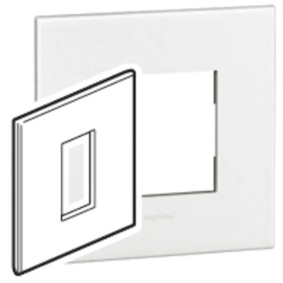 Legrand White 1 Gang Polycarbonate Light Switch Cover 92x92x8 mm 5 752 00