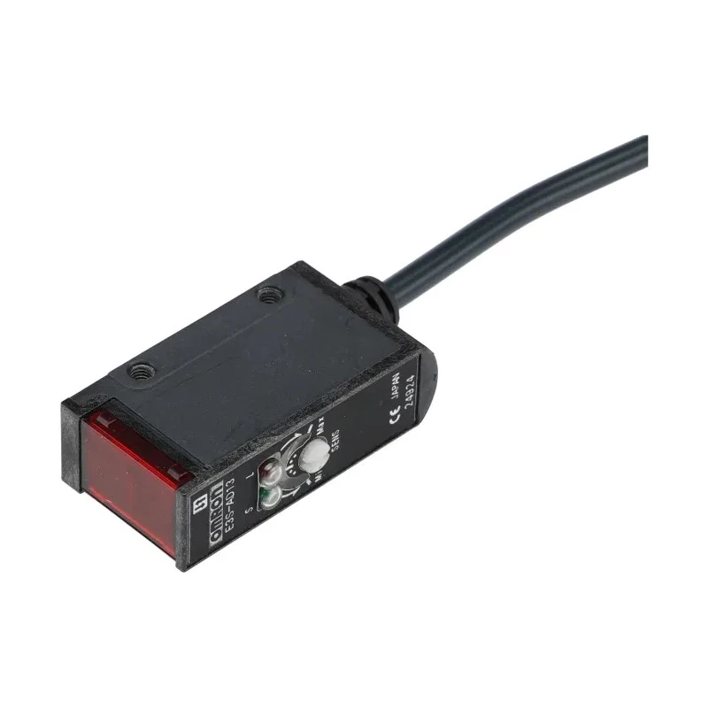 Omron Diffuse Photoelectric Sensor Block Sensor 100 mm Detection Range NPN Output IP67 E3S-AD13