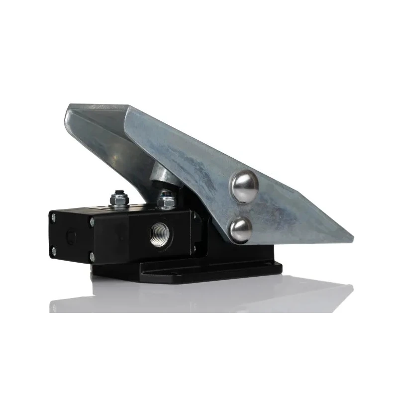 Norgren Pedal Pneumatic Manual Control Valve 03 Series, G 1/4 Thread, 3/2 Function, Zinc Alloy Body, III B 03068302