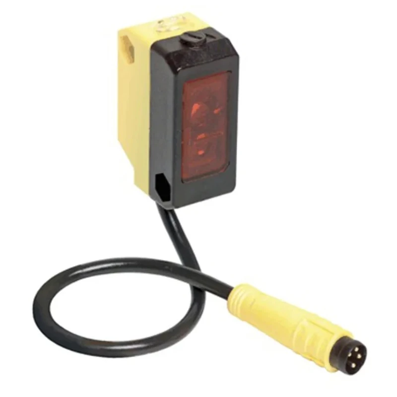 Banner Diffuse Photoelectric Sensor Block Sensor 20 mm to 250 mm PNP IP67 QS18VP6LAF250Q5