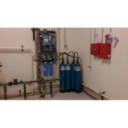 ultra-pure-deionized-water-treatment-plant-28379-1