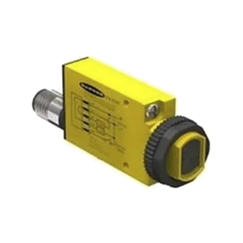Banner Retroreflective Photoelectric Sensor, Block Sensor, 55 mm to 2 m Detection Range, NPN/PNP Output, IP67 