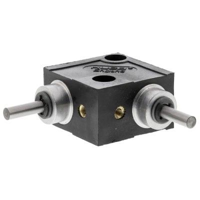 Huco Type L Gearbox with 1:1 Gear Ratio, 0.68 Nm Maximum Torque, 4mm Shaft Diameter, 30.5mm Length 332.31.2