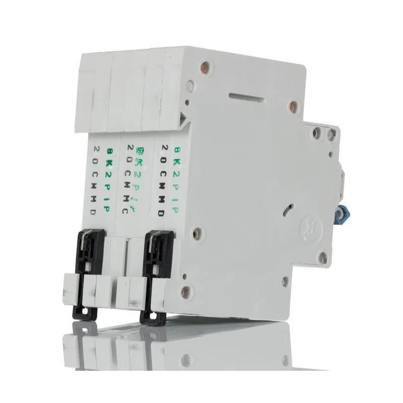 Hager xPole PLSM Miniature Circuit Breaker, 3-Pole, 20A, Type C, 400V AC, 48V DC, 10 kA Breaking 242475 PLSM-C20/3-MW