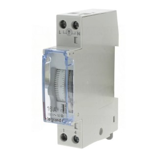 Legrand Analogue DIN Rail Time Switch 230V AC 1 Channel SPNO Contact Configuration 4 127 80