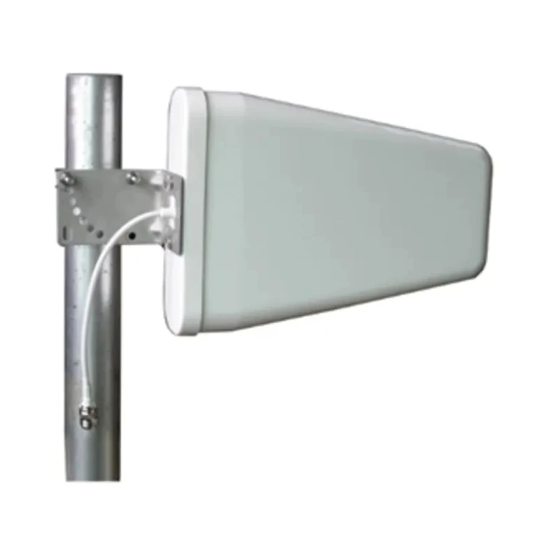 Siretta Multi-Band Directional Wall/Pole Mount Antenna with Type N Female Connector 800 MHz to 2.5 GHz OSCAR18/x/NF/S/S/22