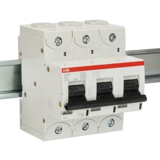 ABB High Performance S800S Miniature Circuit Breaker, 3-Pole, 80A, Type C Tripping, 690V AC, 250V DC, 50kA 2CCG001232R0001