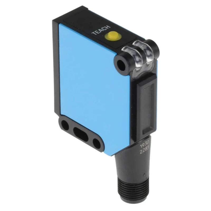 SICK Retroreflective Photoelectric Sensor Block Style, Detection Range 40 mm to 1 m, PNP Output, LED Light WTE11-2P2432