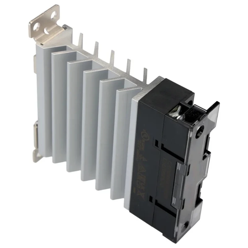 Omron Solid State Relay 25 A Load 264 V AC Load, DIN Rail Mount, 24V DC Control G3PJ