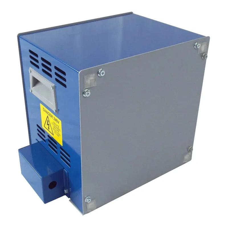 Carroll & Meynell Enclosed Manual Variac 5 Output 1 Phase 4.9 kVA 240 V MVT4.9k/18A-1E
