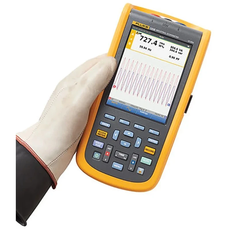 Fluke 40 MHz Bandwidth 2 Channel Digital Handheld Oscilloscope 5.7 in TFT Colour Display FLUKE-125B/UK/S