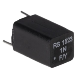 RS PRO Polystyrene Film Capacitor 1 nF 63 V DC ±1% Tolerance Through Hole 7.5x7.5x13 mm EXFS Series 116-262