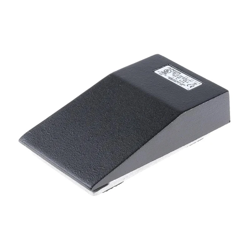 RS PRO Medium Duty Momentary Foot Switch SPCO Aluminium Housing 20A Contact Current 250V AC 116-669
