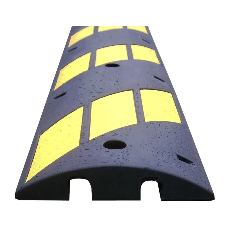 RS PRO High Visibility Heavy Duty Rubber Speed Bump 1.83 m x 300 mm x 75 mm, 15 km/h Speed Limit 125-2173