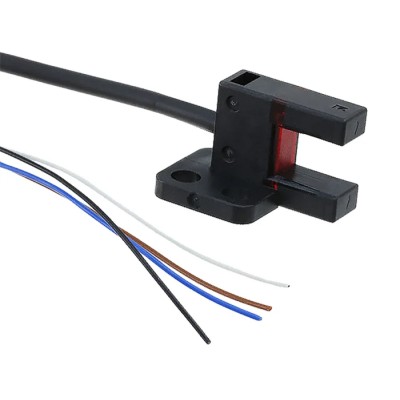 Panasonic Through Beam Photoelectric Sensor Fork Style 6 mm Detection Range PNP Output IP64 PM-R45-P