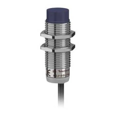 Telemecanique Sensors Threaded Barrel Inductive Proximity Sensor M18 x 1 PNP 24 V dc 200 mA XS218BLPBL2