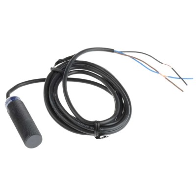 Telemecanique Sensors Threaded Barrel Inductive Proximity Sensor M18 x 1 PNP 48 V dc 8 mm Detection XS4P18PA370