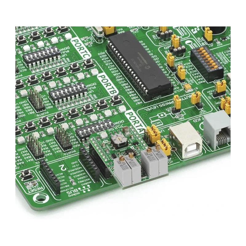MikroElektronika Pulse Generator MikroBus Click Board for NE555 mikroBUS Socket MIKROE-2032
