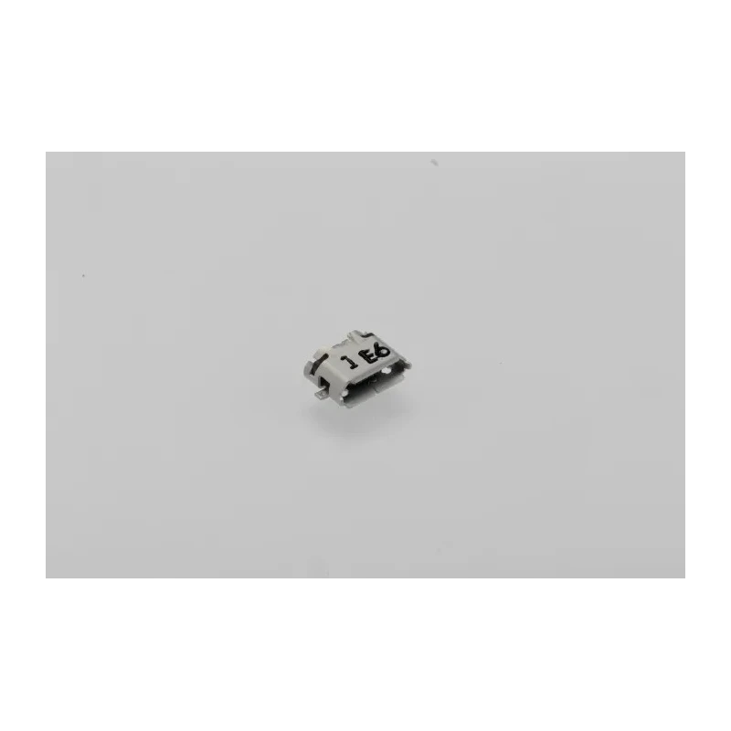 Hirose USB Connector Surface Mount Straight Female 1 Port USB Type B USB 2.0 ZX62R-B-5P(30)
