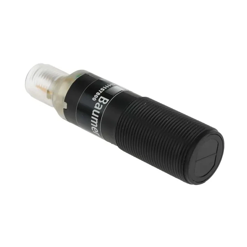 Baumer Diffuse Photoelectric Sensor Barrel Sensor 0 to 800 mm PNP Output IP67 OR18.ZI-PW1P.71O/B005