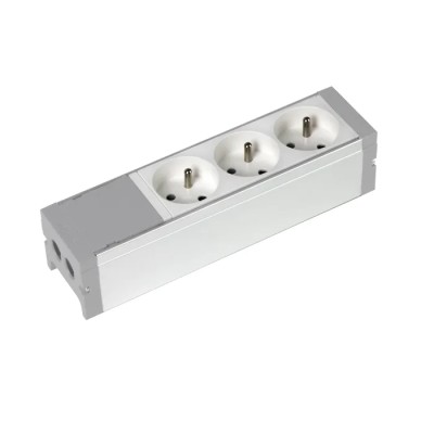 Legrand 16A 250V 3 Gang Trailing Socket Non-French Socket 0 734 00