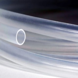 Saint-Gobain Industrial & Consumer Solutions Versilon™ PFA-F Perfluoroalkoxy Alkane Flexible Tubing 6 mm B710060010010P050M